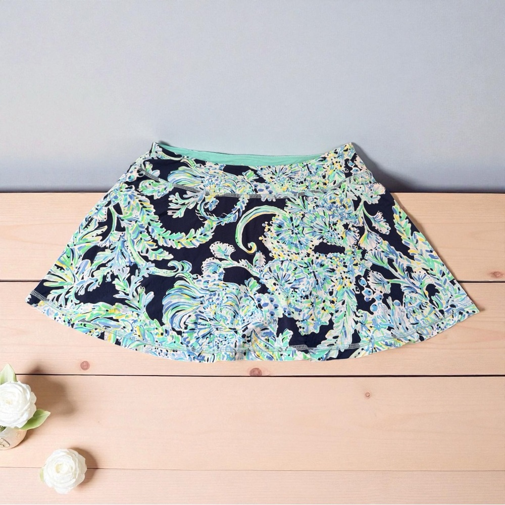 Lilly Pulitzer Woman’s Navy and Mint Floral Skater Skirt Size S